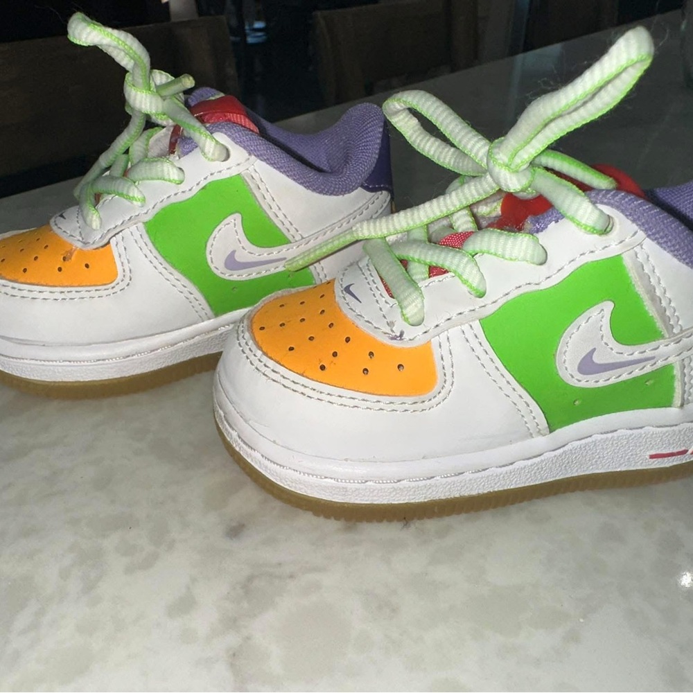 Nike Toddler Sneakers/Buzz Shoe